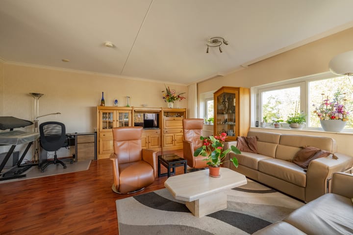 Foto 15 van Stationsweg 263