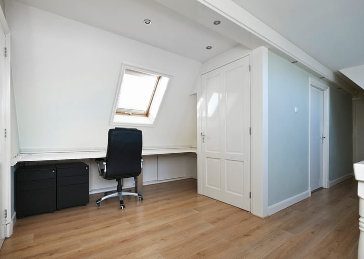 Foto 24 van Middenweg 264