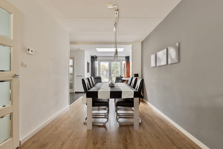 Foto 15 van Uithofstraat 10