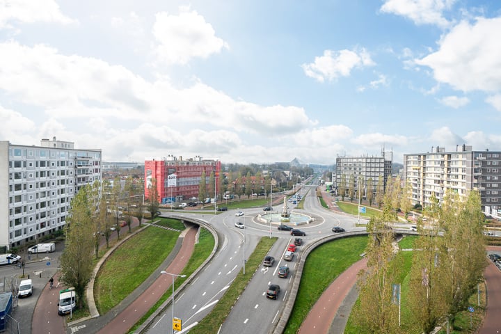 Bekijk foto 30 van Europaplein 40-H