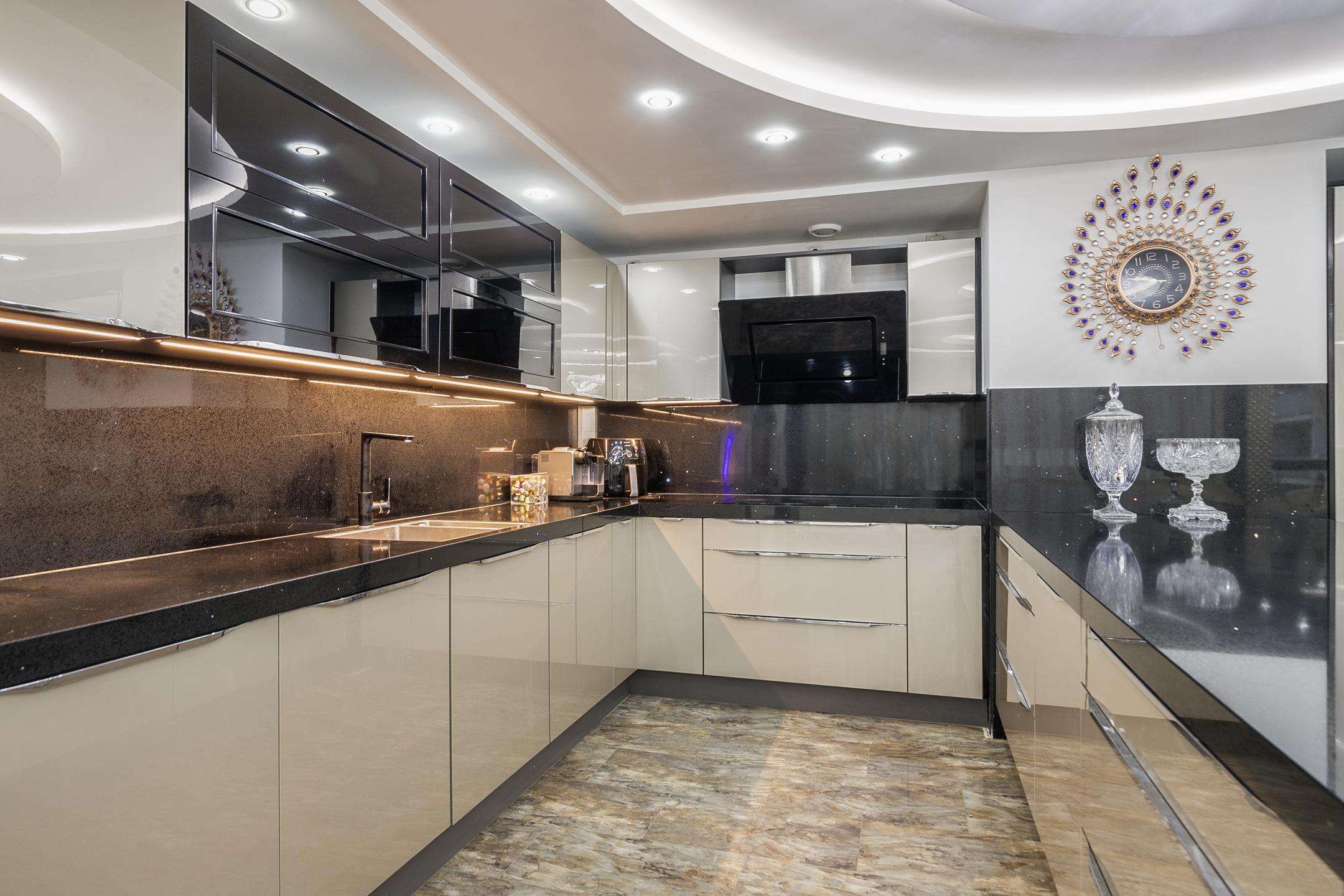 Photo 12 of Eric Kropstraat 54