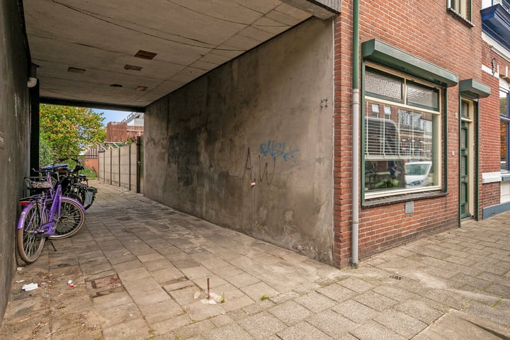 View photo 35 of Beekstraat 16