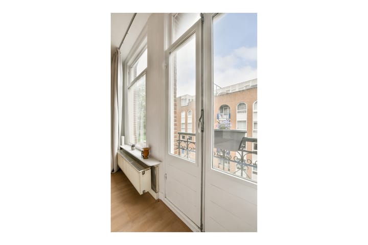 Foto 15 van Madurastraat 10-2