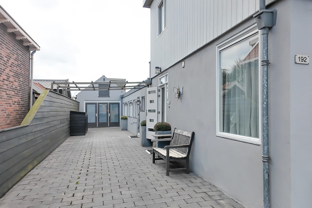 Foto 2 van Zuideinde 192