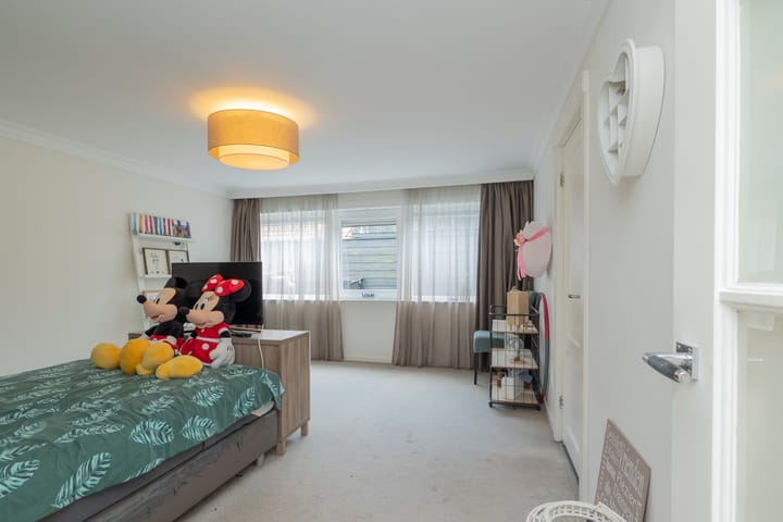 Foto 34 van Zuideinde 192