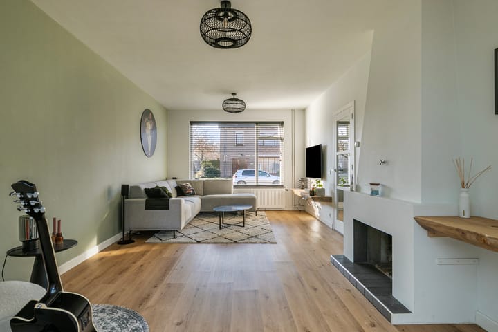 Foto 2 van Meidoornstraat 4