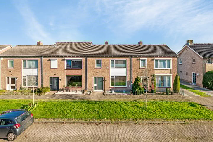 Foto 6 van Meidoornstraat 4