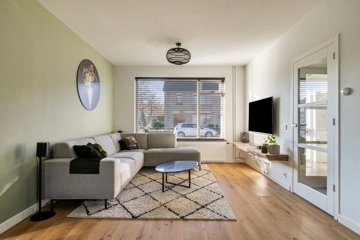 Foto 12 van Meidoornstraat 4