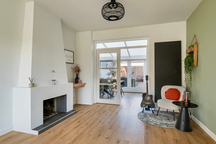 Foto 14 van Meidoornstraat 4