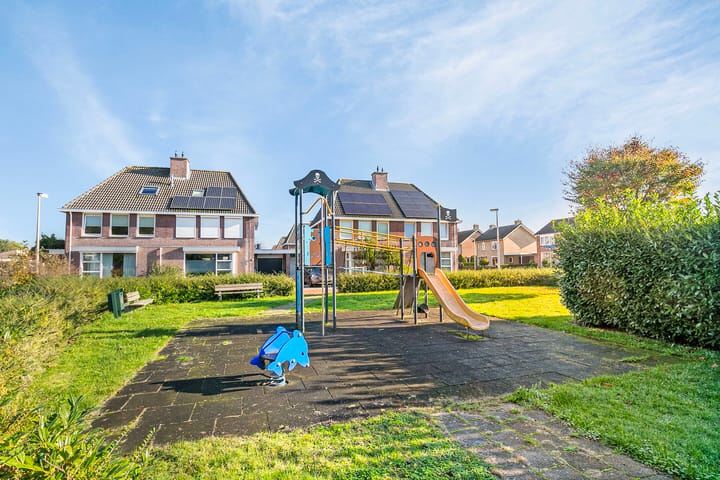 Foto 34 van Meidoornstraat 4