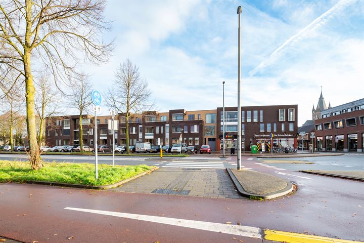 View photo 38 of Pastoor van Beugenstraat 100