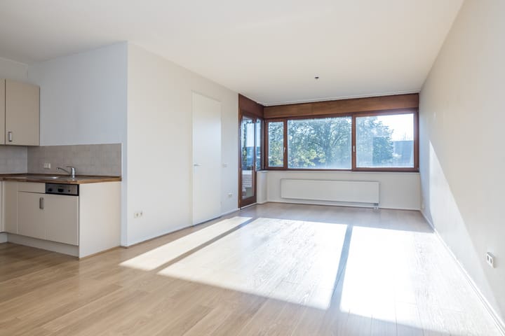 Foto 7 van Dorpstraat 107-B04