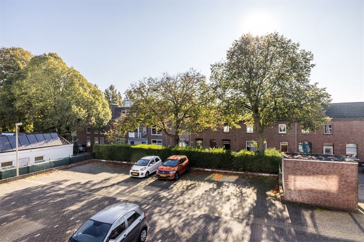 Bekijk foto 16 van Dorpstraat 107-B04