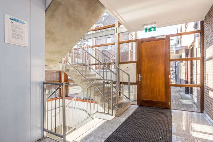 Foto 26 van Dorpstraat 107-B04