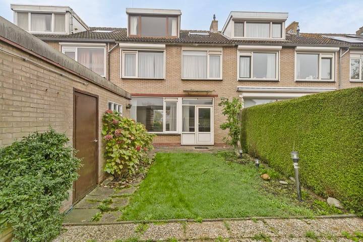 Foto 26 van van Oldenbarneveltstraat 38