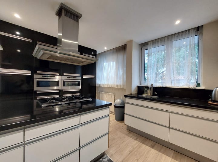 Foto 10 van Mr. F.A. van Hallweg 70