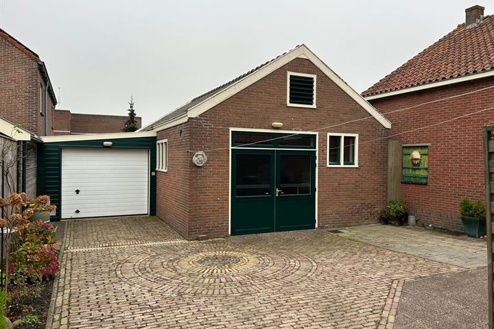 View photo 35 of Kerkweg 8