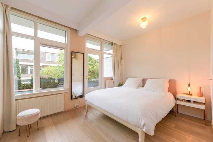 Foto 24 van Van Weede van Dijkveldstraat 15-A