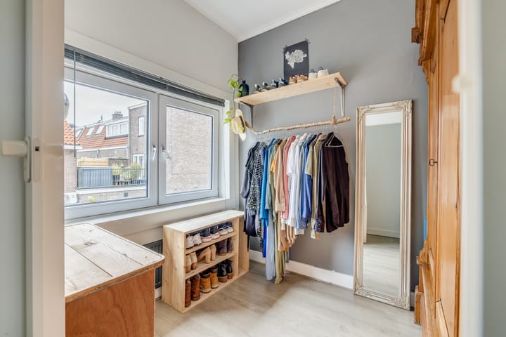 Foto 18 van Volkerakstraat 8