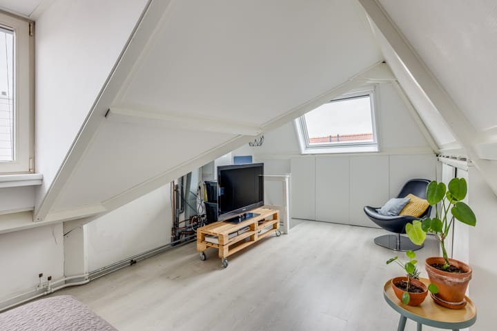 Foto 22 van Volkerakstraat 8