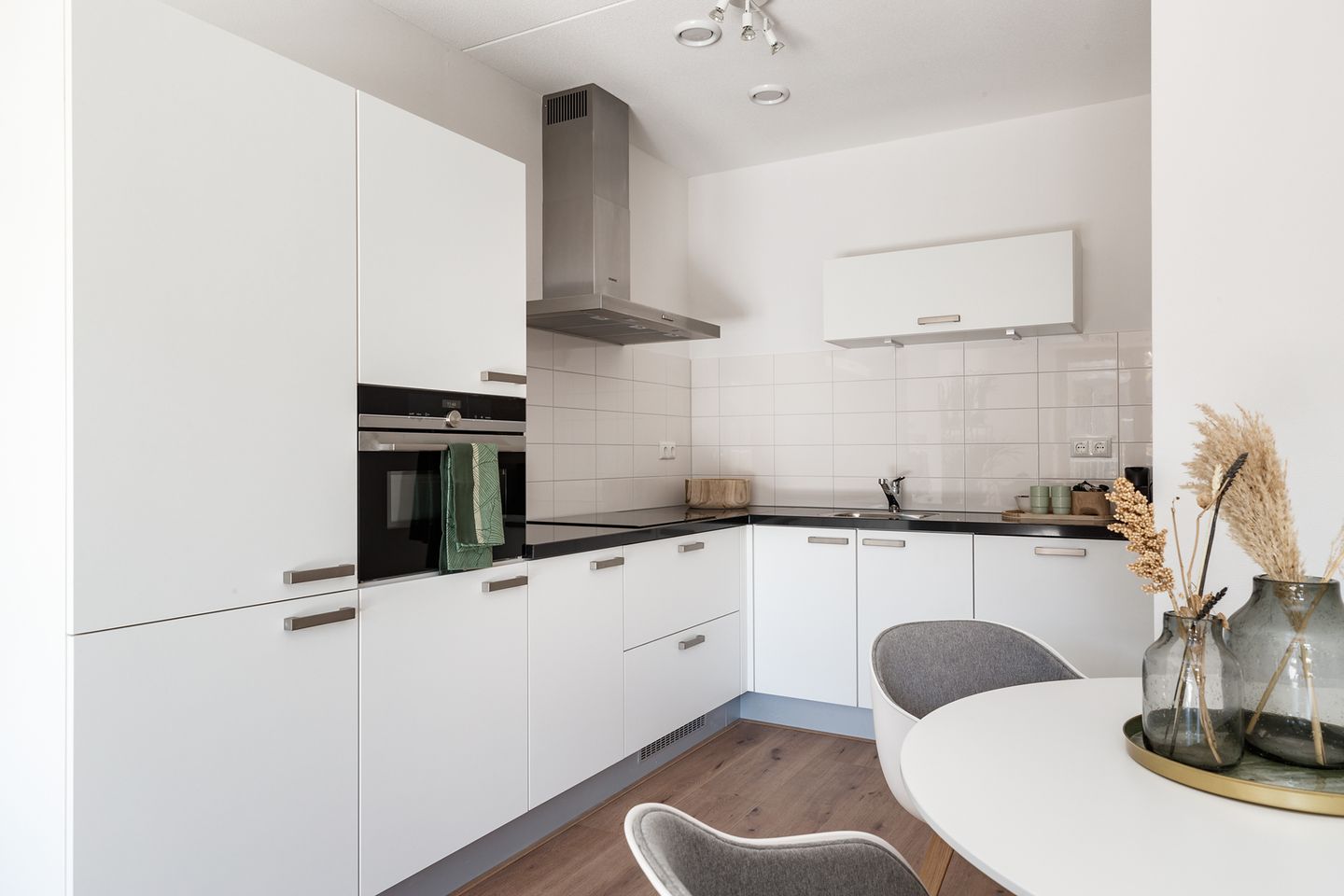 Photo 10 of Johannes van der Waalsweg 13-B