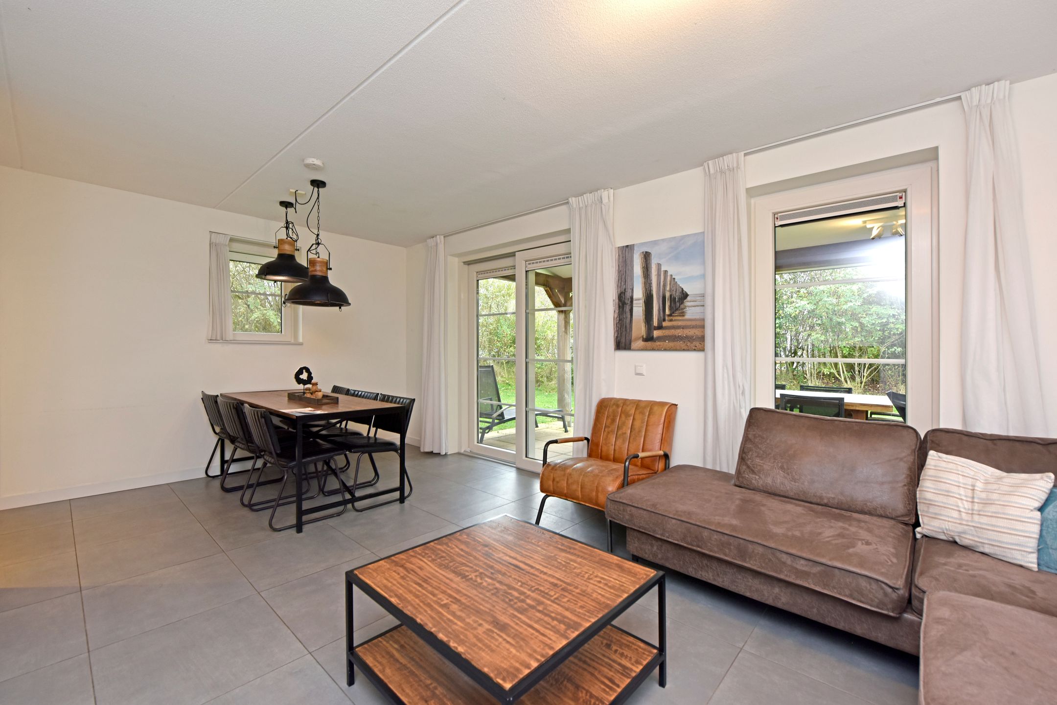 Foto 9 van Zeedijk 24-264