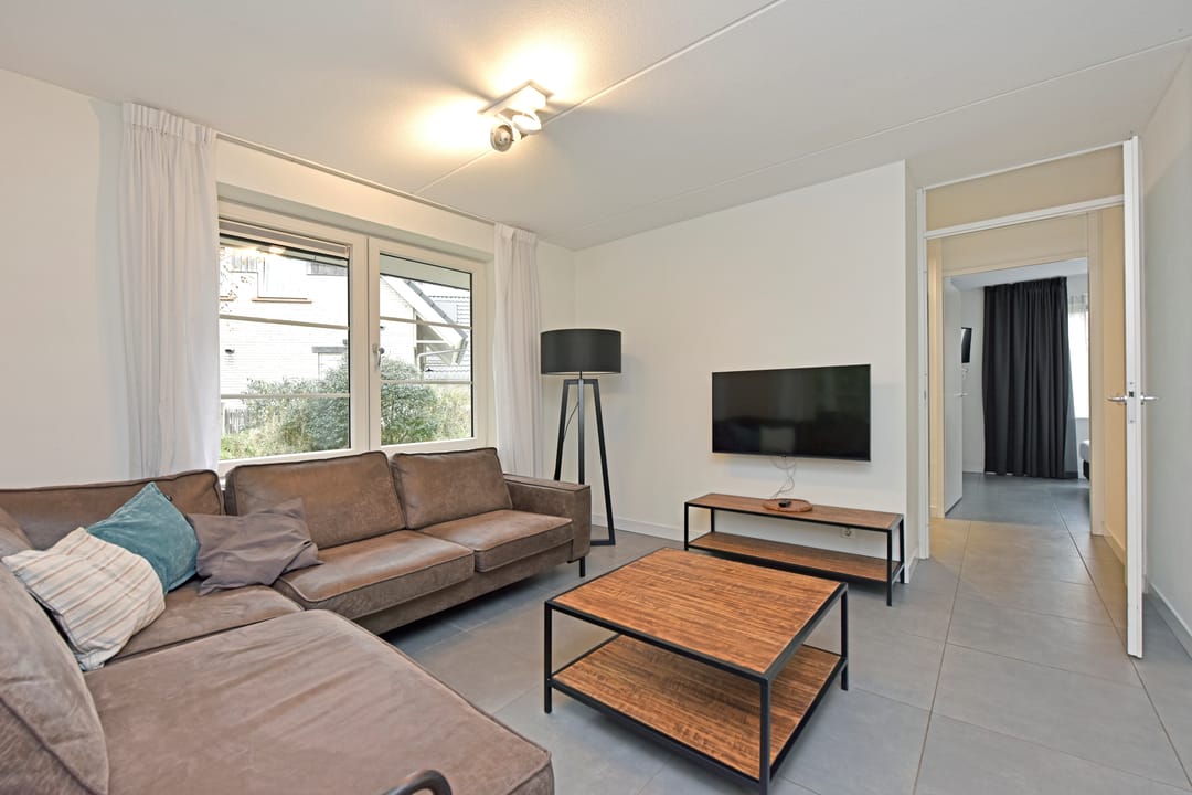 Foto 8 van Zeedijk 24-264