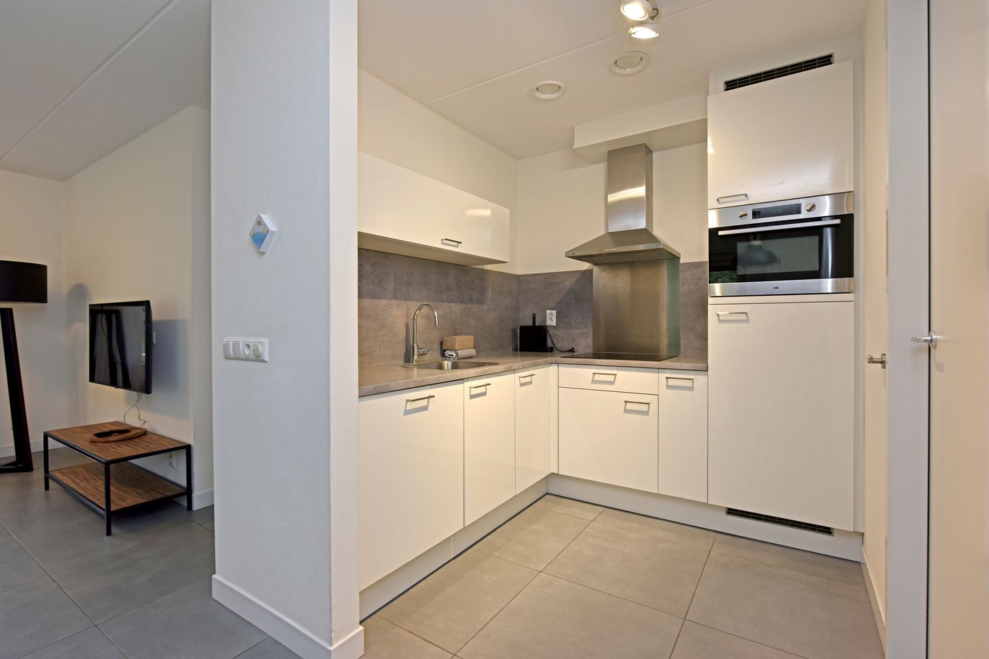 Foto 14 van Zeedijk 24-264