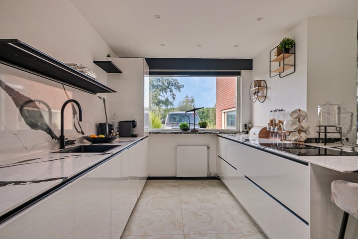 Foto 19 van Rozemarijn 137