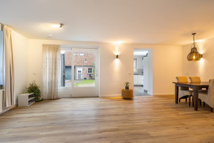 Foto 2 van Schoolstraat 7