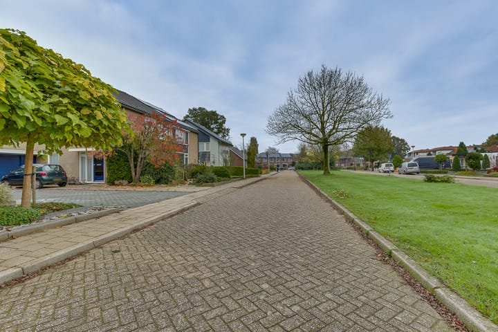 Foto 2 van de Maat 24