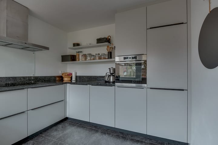 Foto 12 van de Maat 24