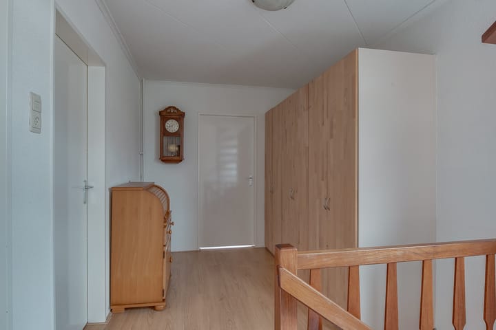 Foto 15 van de Maat 24