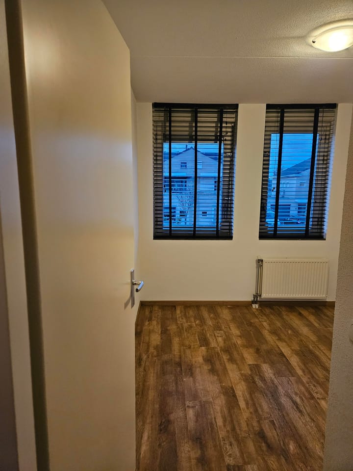 Foto 6 van Zwanebloem 11