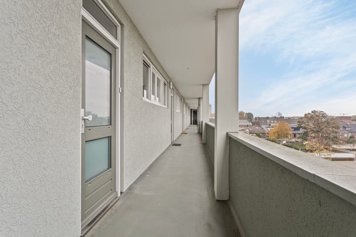 Foto 2 van Koningsplein flat 109-E