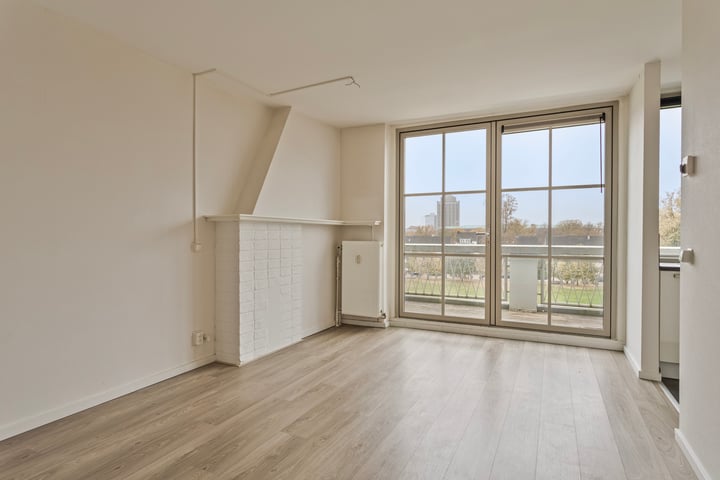 View photo 5 of Koningsplein flat 109-E