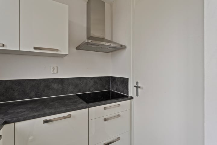 View photo 10 of Koningsplein flat 109-E