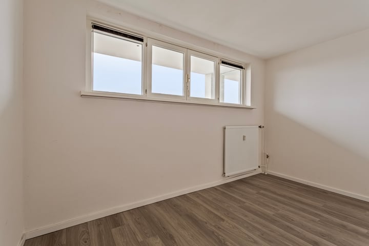 View photo 12 of Koningsplein flat 109-E