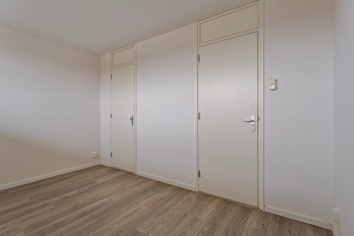 View photo 13 of Koningsplein flat 109-E