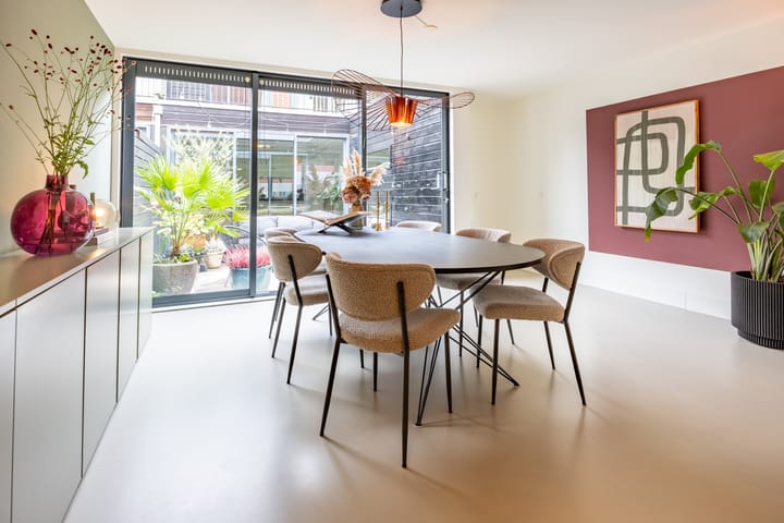 Photo 6 of Singerstraat 23