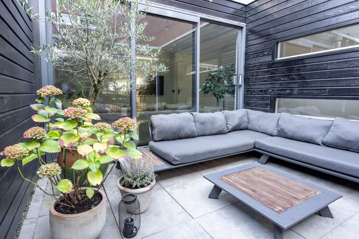 Photo 16 of Singerstraat 23