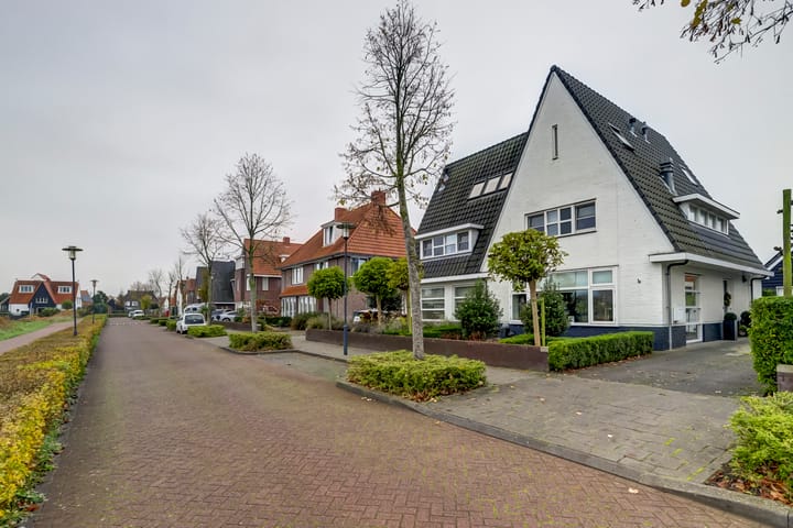 Foto 4 van Howlin' Wolfstraat 40