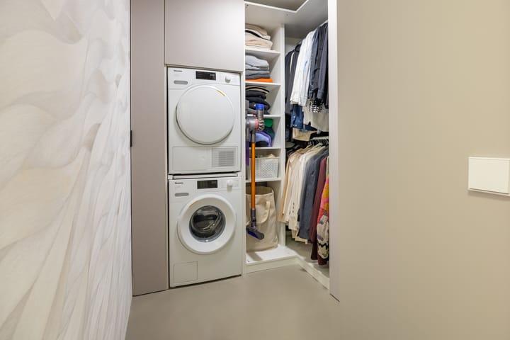 Photo 29 of Singerstraat 23