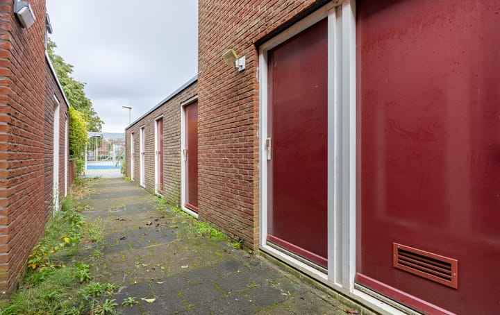 Photo 36 of Singerstraat 23