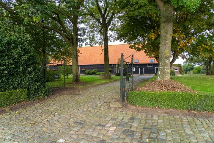 Bekijk foto 59 van Provincialeweg 1