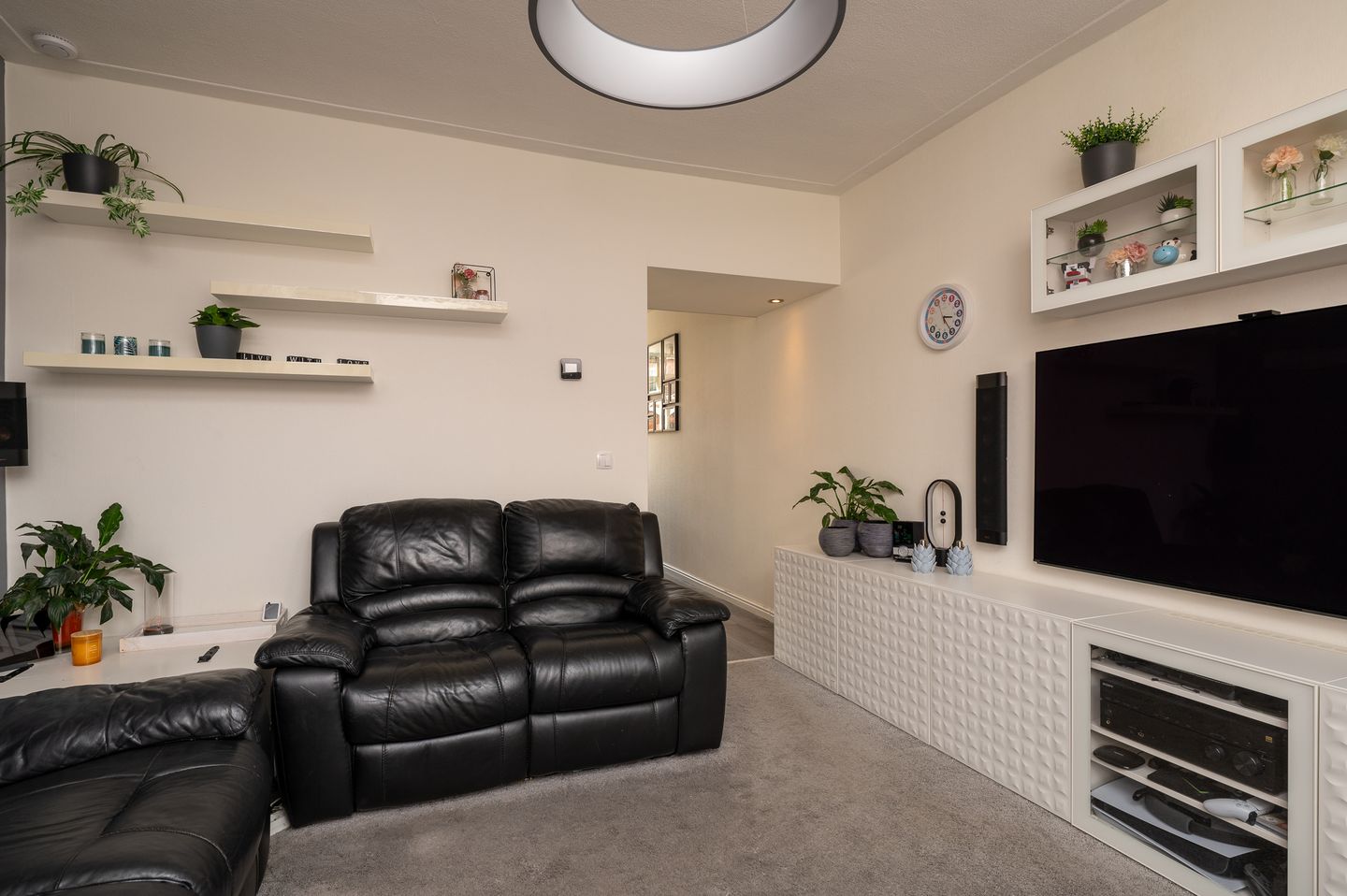 Photo 4 of Duiventorenstraat 38