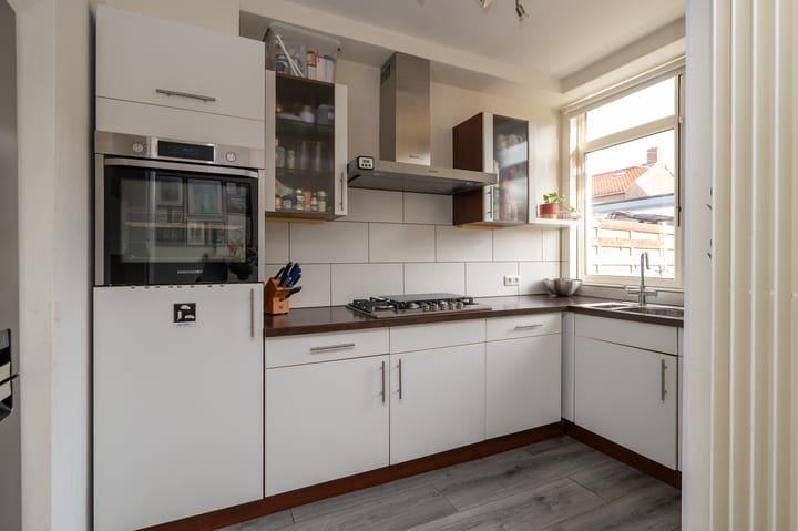 Photo 6 of Duiventorenstraat 38