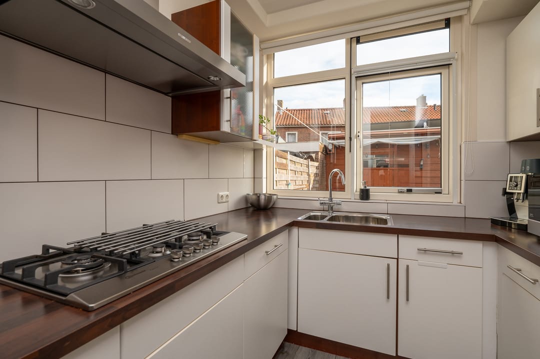 Photo 7 of Duiventorenstraat 38