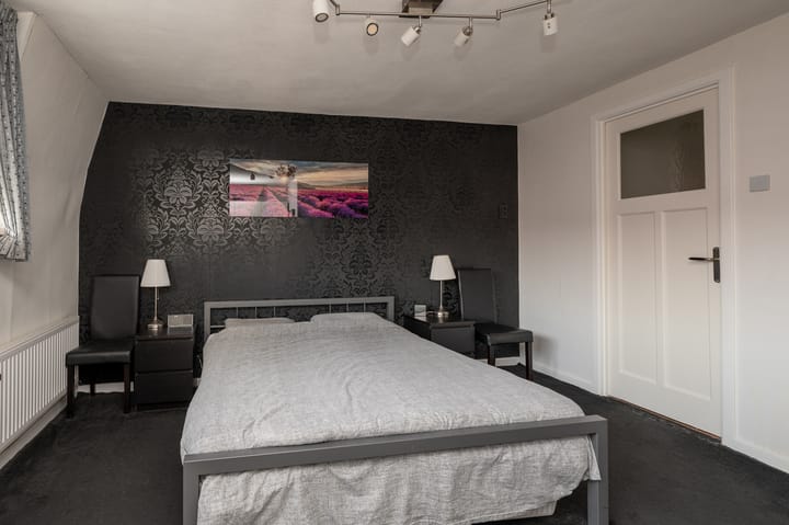 Photo 16 of Duiventorenstraat 38