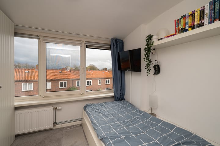 Photo 21 of Duiventorenstraat 38